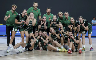 Galingą kėlinį sužaidusios 16-metės grupių etapą užbaigė be nesėkmių