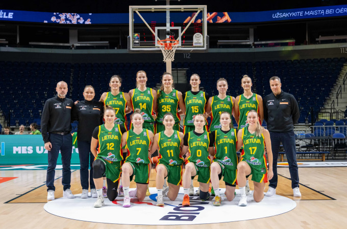 Lietuvos krepšinio metai: moterų rinktinės renesansas ir pergalė prieš Europos čempiones