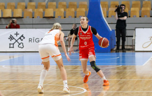 Ūsės dominavimas po krepšiais nukaldino „Kibirkščiai-TOKS“ pergalę Rygoje