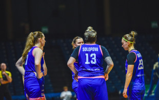 Tolimų metimų rekordą pakartojęs „Neptūnas-Amberton“ nušlavė panevėžietes